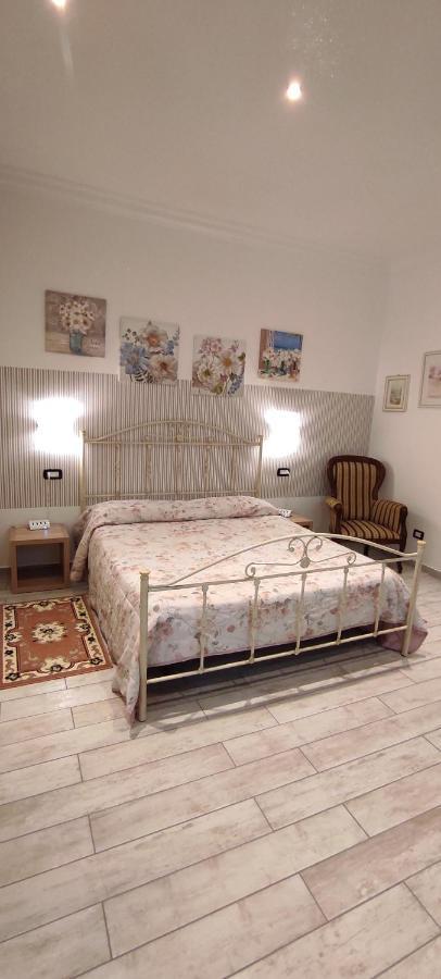 Holiday Home Casa Vacanze Салерно Екстериор снимка
